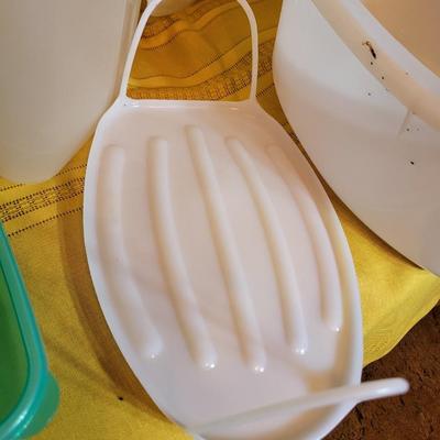 Ceramic vase and vintage tupperware