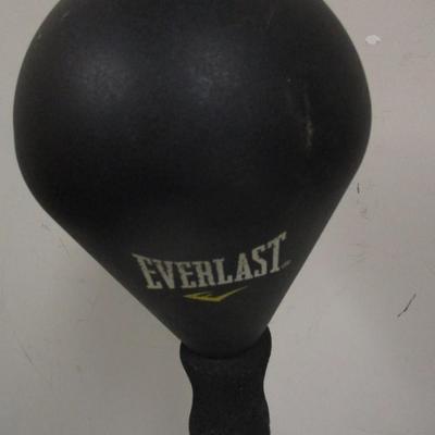 Adjustable Everlast Punching Bag