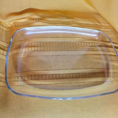 2 serving trays