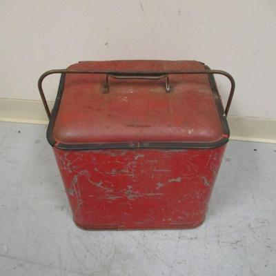 Vintage Pleasure Cooler Chest