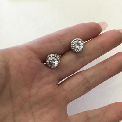 Beautiful silver tone stud earrings