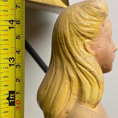 VINTAGE 1940S CARNIVAL CHALKWARE FIGURE