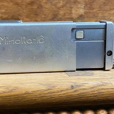 Minolta 16 Mini / Sub Miniature Collapsible Film Camera with case