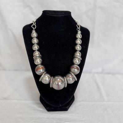 Beaded Necklaces and More! (K-DZ)