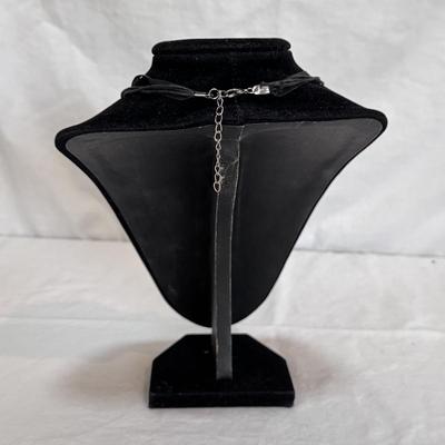 Beaded Necklaces and More! (K-DZ)