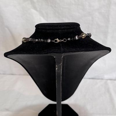 Beaded Necklaces and More! (K-DZ)