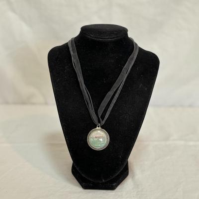 Beaded Necklaces and More! (K-DZ)