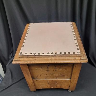 Oak Commode