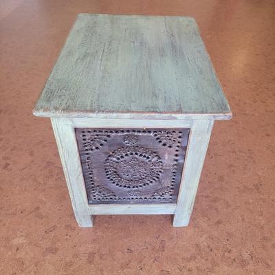 Pie Safe/Cabinet With Punctured Tin Doors & Sides (GB4-EL)