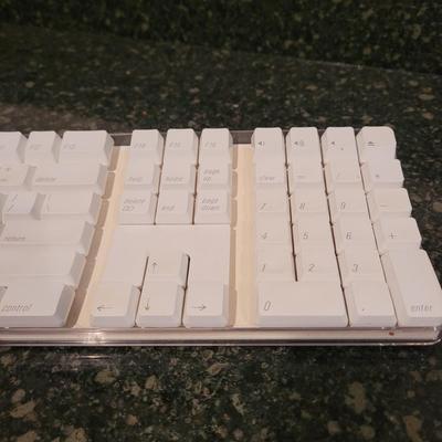 Apple Accessories (BC-EL)