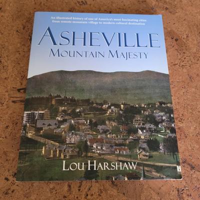 Asheville Wall Art and Books (BC-EL)