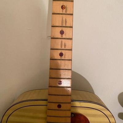 Old Kraftsman guitar