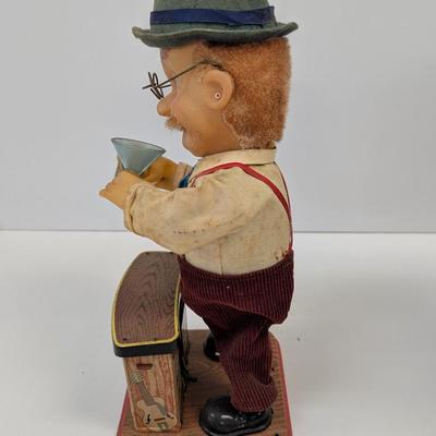 Charley Weaver Bartender Battery Operated