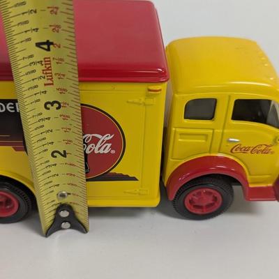1927 Delivery Truck Bank Coca-Cola Delivery Truck