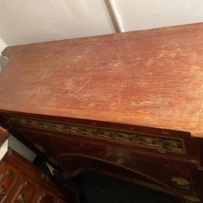 Empire style dresser