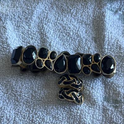 Gold toned black jewel earring and bracelet set