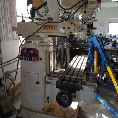Victor Verticle Mill says 3 phase 220 volt on tag. Look at all 7 pics