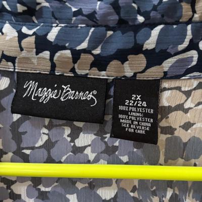 Lady’s 2X Blouse