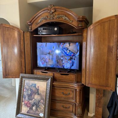 Lot 23: Entertainment Center, Tv & More