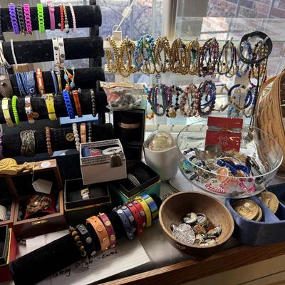 Lot 24: Rustic Cuff & Brighton Selection & More