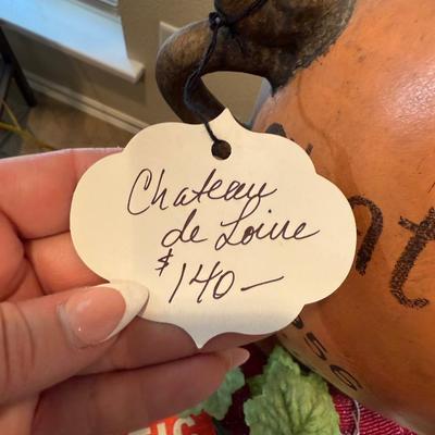 Lot 25: Couch, Kitchen Shelf & More
