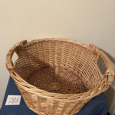 Basket Lot
