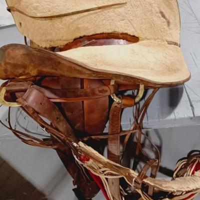 LEATHER SADDLE BY BOB MARRS STOCKMAN'S SADDLERY AMARILLO TEXAS