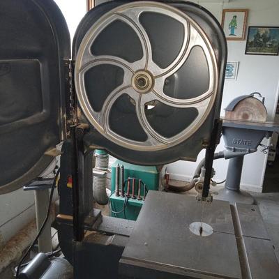 Band saw