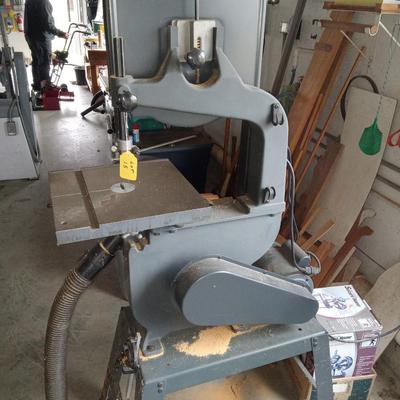 Band saw
