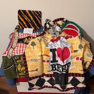 Apron and Pot Holders