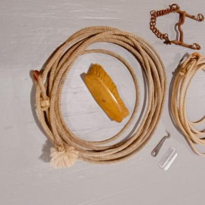 2 LASSOS, HORSE BRUSH AND COMB PLUS MORE
