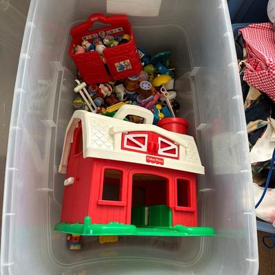 FISHER PRICE FARM LOT