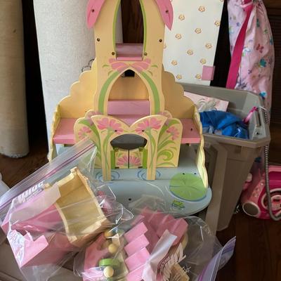 KIDS DRESS UP LOT