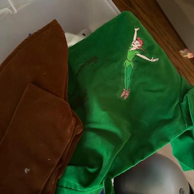BASEBALL GLOVES & COSTUMES
