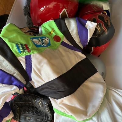BASEBALL GLOVES & COSTUMES
