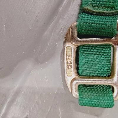 NYLON HORSE HALTER, WOOL SADDLE PAD, SADDLE BLANKET AND CINCH
