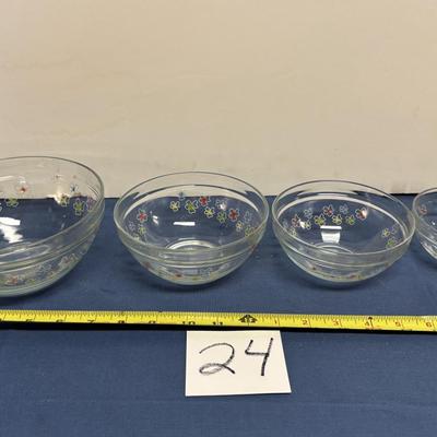 Vintage Bowl Set