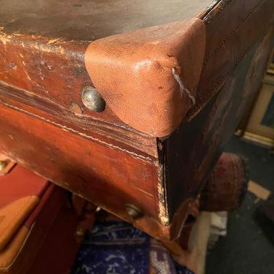 antique large heavy leather quality suitcase