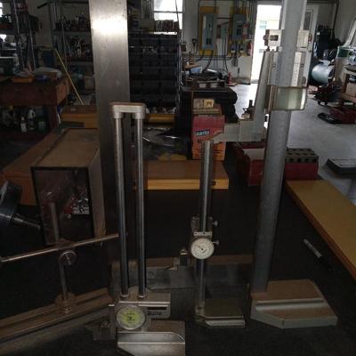 Mitutoyo and 3 extra height gauges with machine square