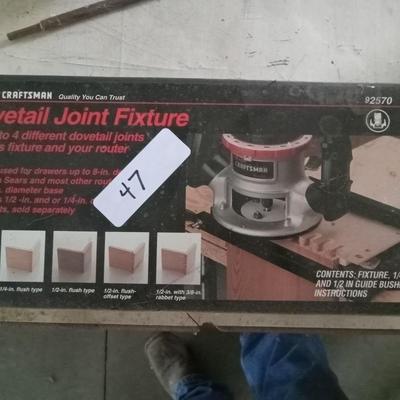 Craftsmen dovetail joint fixture