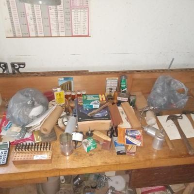 Bench contents