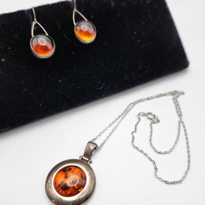 Amber drop earrings and pendant necklace