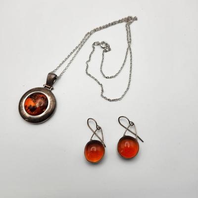 Amber drop earrings and pendant necklace