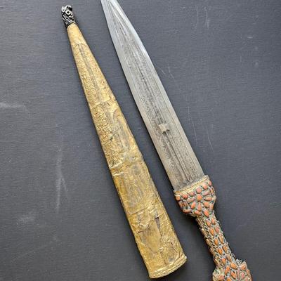 Dagger and Flintlock Decorative Wall Pieces