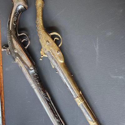 Dagger and Flintlock Decorative Wall Pieces