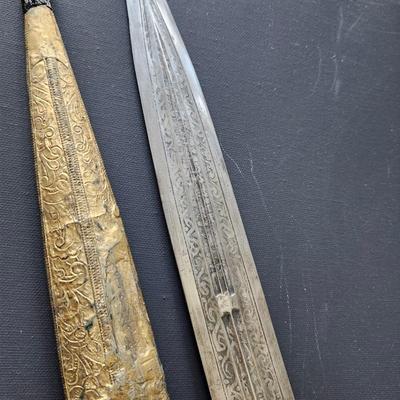 Dagger and Flintlock Decorative Wall Pieces