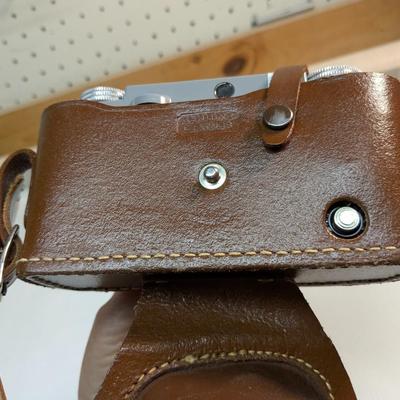 Vintage Spartus "35" 35mm Camera With Leather Case