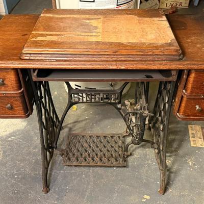 Antique Singer Sewing Table- table only (basement)