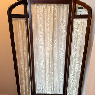 Antique-style Dressing Screen