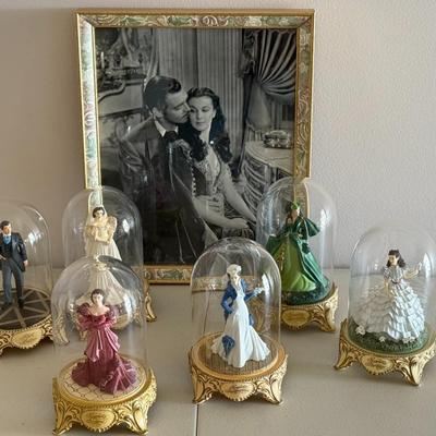 "Gone With the Wind" Glass Encased Figurines Lot